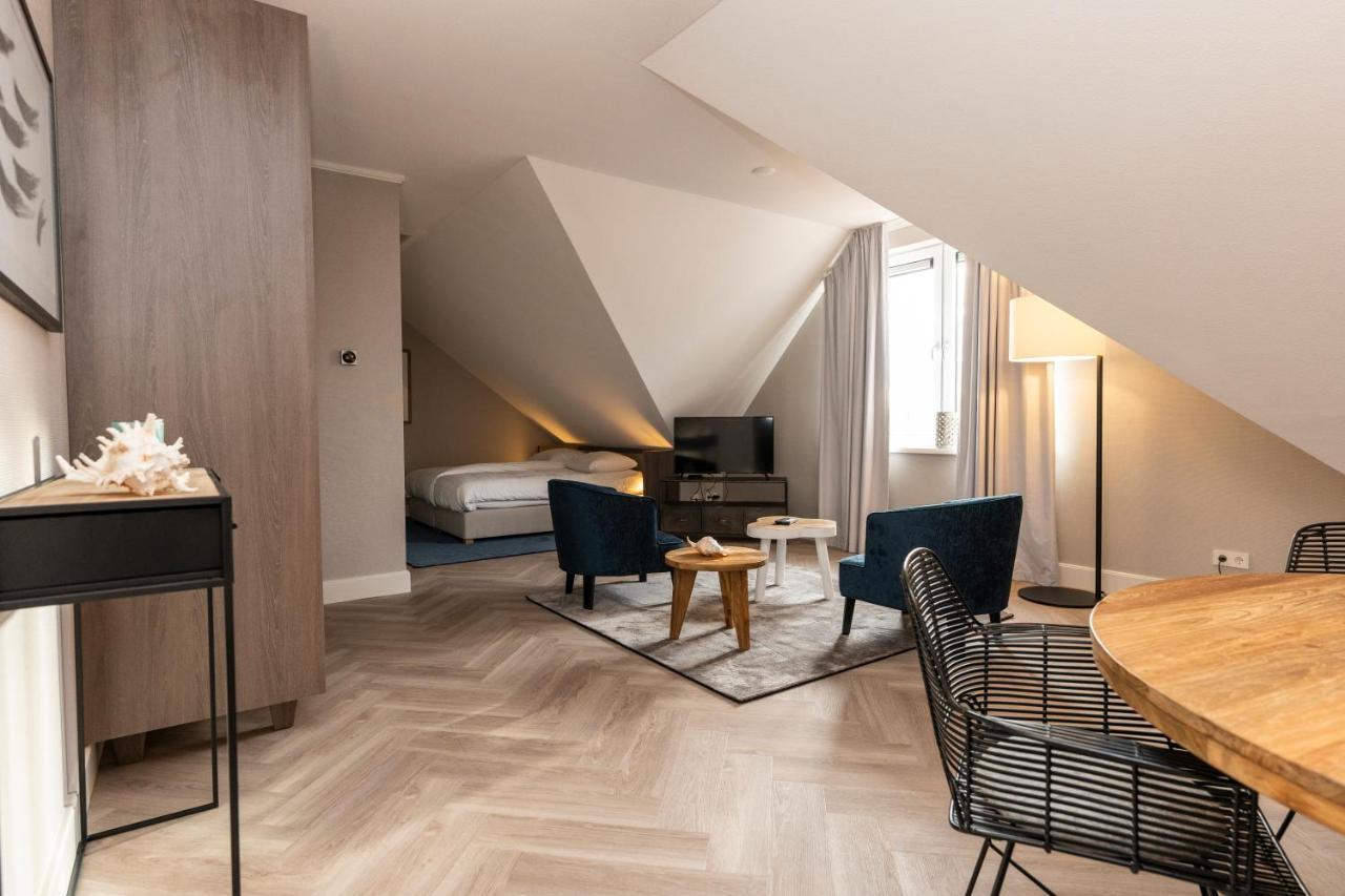 Hampton Home B&B Suites De Koog  Esterno foto